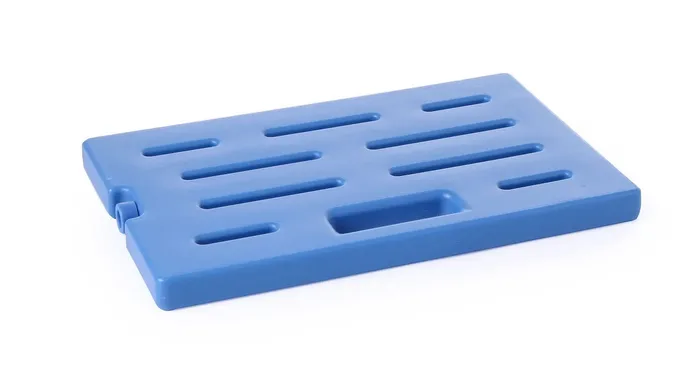 Dzesēšanas elements lietošanai ar dzesēšanas paplāti
